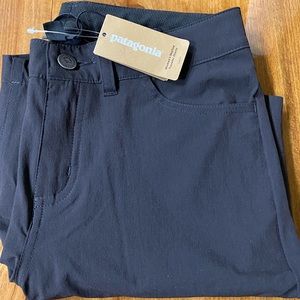 Patagonia women’s skyline traveler shorts
